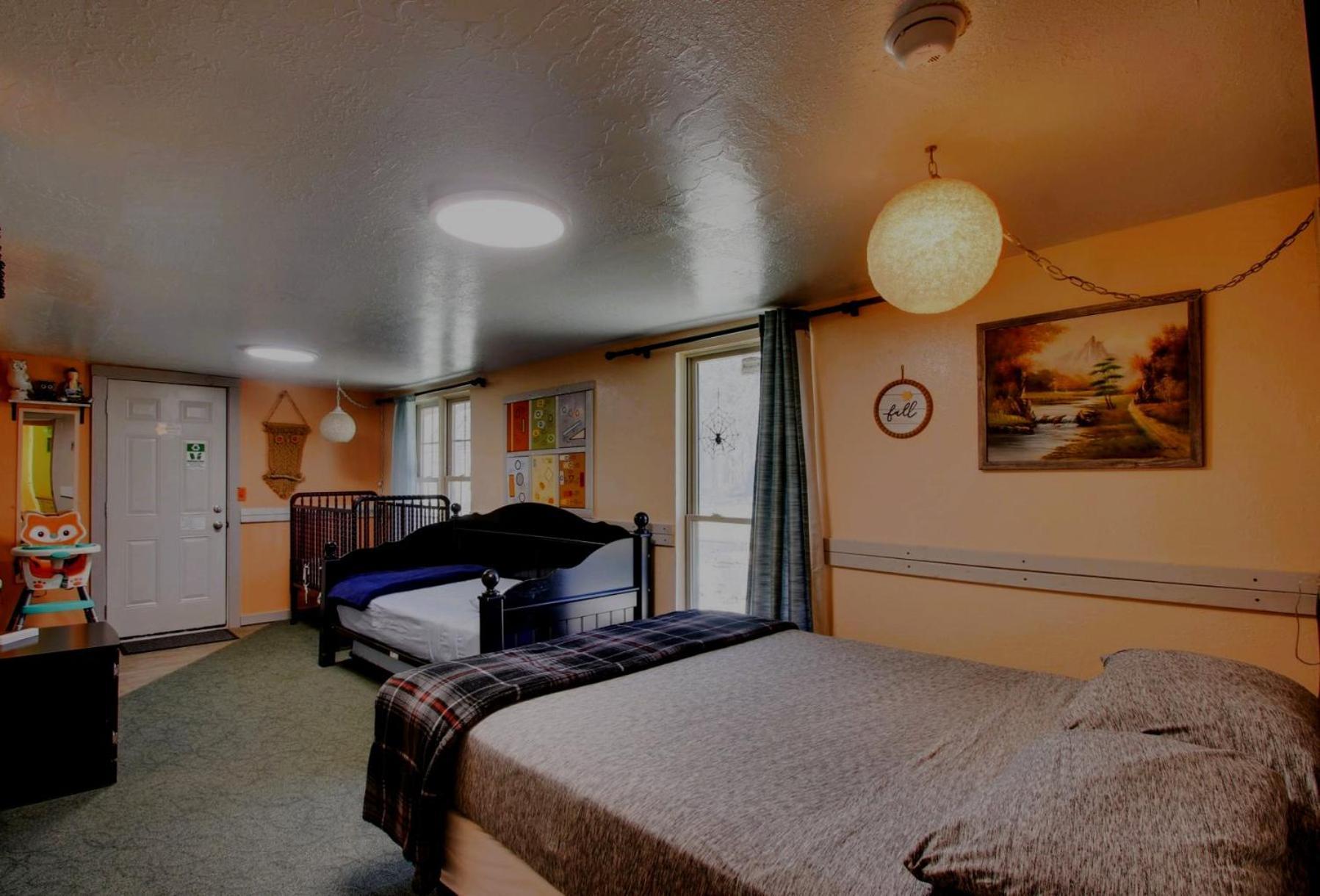 Ez 1 Mile To Fort Sill! Pumpkin Cottage Sleeps 9, Grills, Firepit, Laundry Lawton Zewnętrze zdjęcie