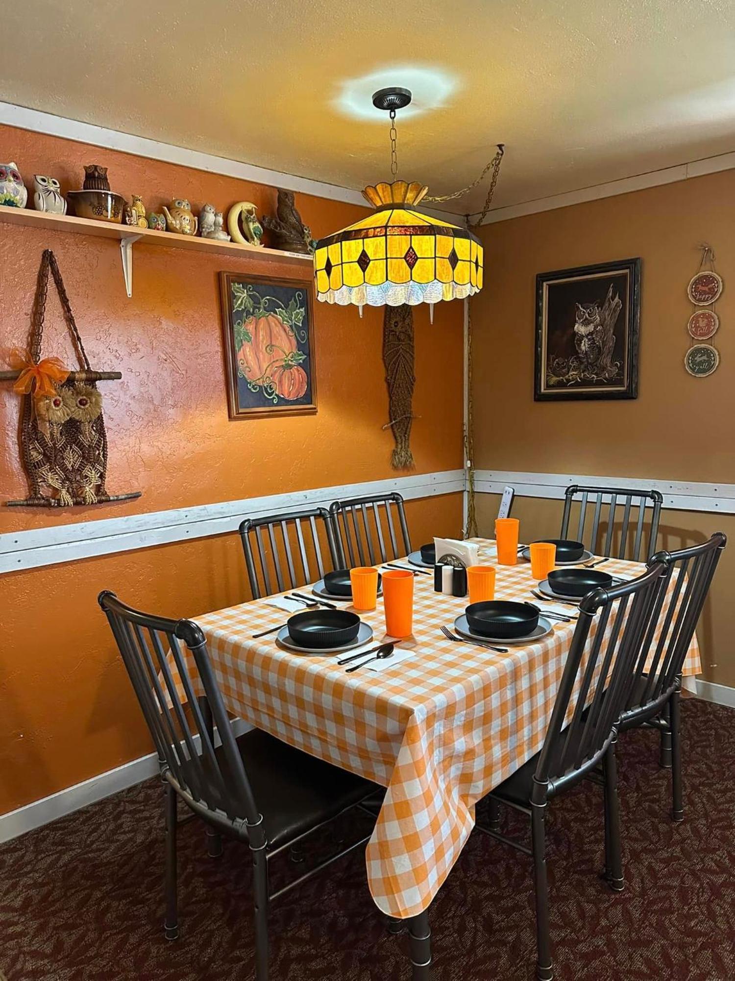 Ez 1 Mile To Fort Sill! Pumpkin Cottage Sleeps 9, Grills, Firepit, Laundry Lawton Zewnętrze zdjęcie