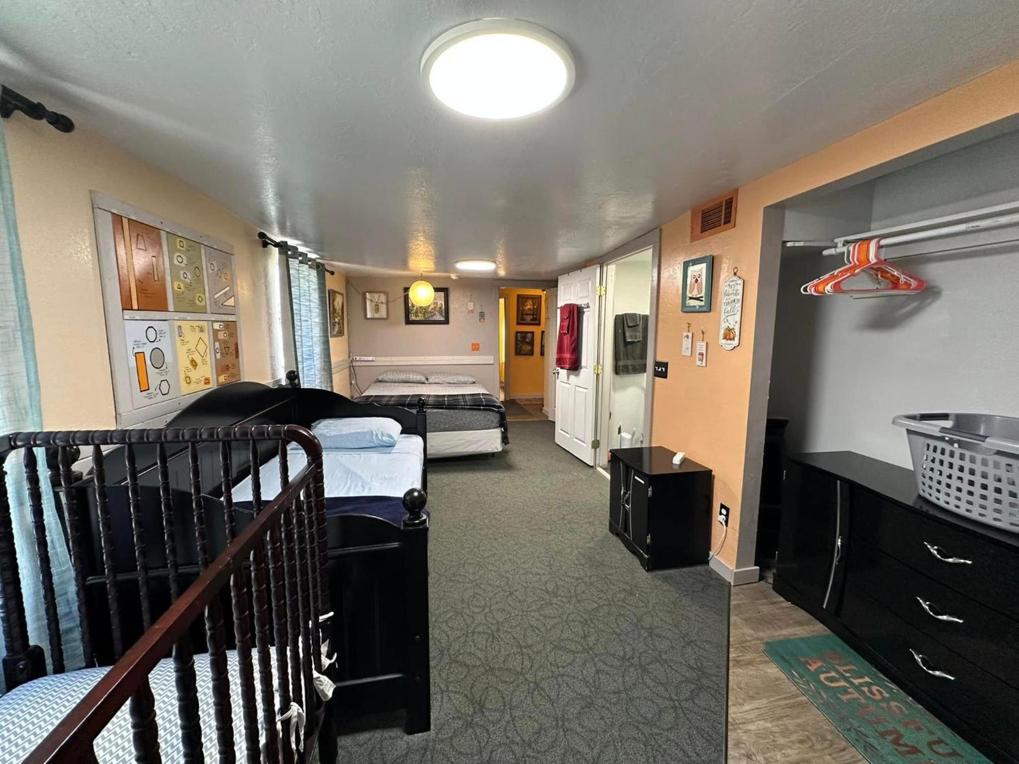 Ez 1 Mile To Fort Sill! Pumpkin Cottage Sleeps 9, Grills, Firepit, Laundry Lawton Zewnętrze zdjęcie